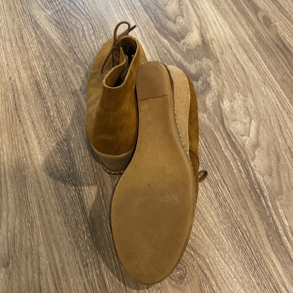 JCrew MacAlister Suede Booties in Cognac - Picture 5 of 6